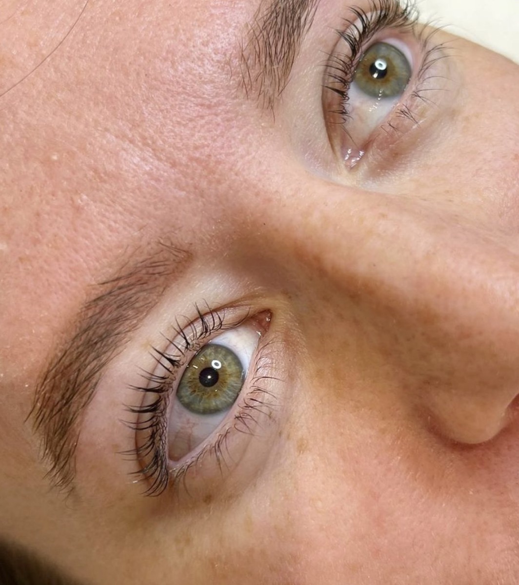 Lash lift tint combo for mascara-free lashes